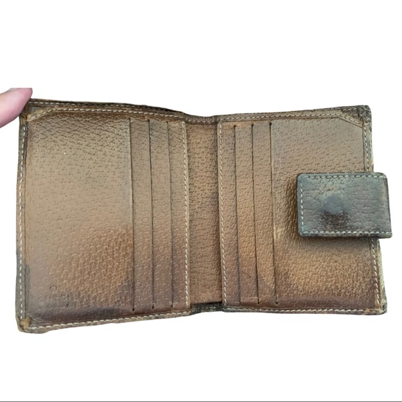 **SOLD**Gucci GG Folding Snap Wallet** - Picture 4 of 6